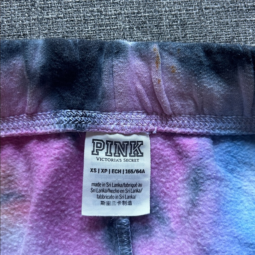 PINK Victoria's Secret Tie-Dye Sweats Shorts (LSF2) - Picture 3 of 3